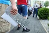 Tablice rejestracyjne z tradycyjnym oznaczeniem odchodzą do lamusa. W Krakowie wymiana zacznie się najwcześniej w 2025 roku
