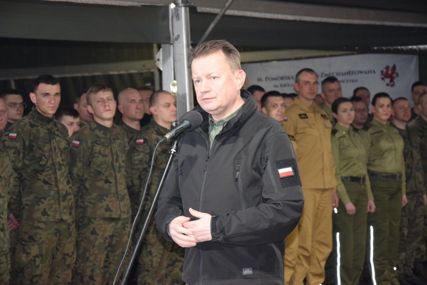 Szef MON odwiedził żołnierzy w Gruszkach