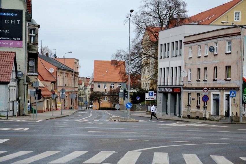 Środa, 1 stycznia w Zielonej Górze. Chwilę po godzinie...