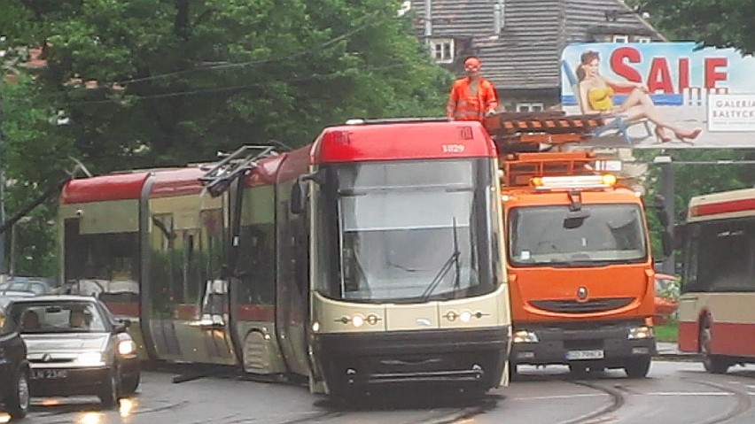 Gdańsk: Stanęły tramwaje. Zerwanie sieci trakcyjnej