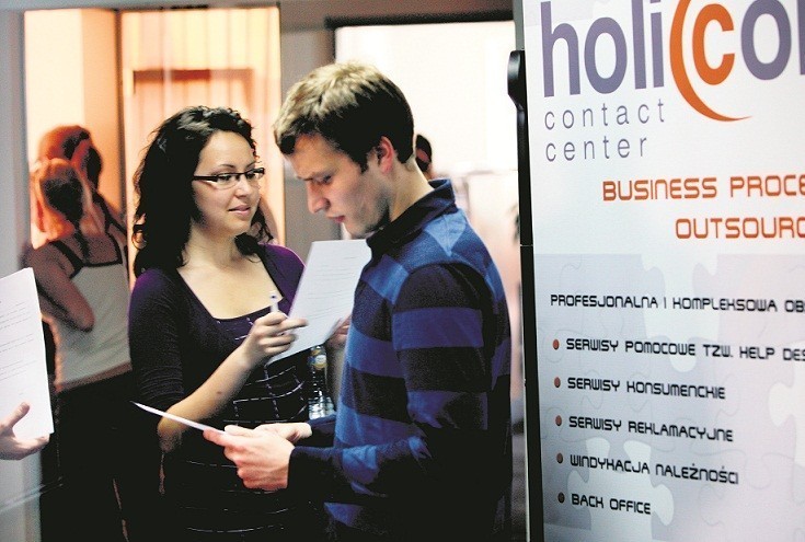 Firma Holicon w ciągu roku zatrudniła 280 osób. Planuje już...