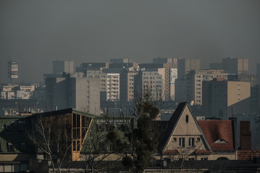 Bardzo złą jakość powietrza odnotowano we wtorek w Poznaniu....