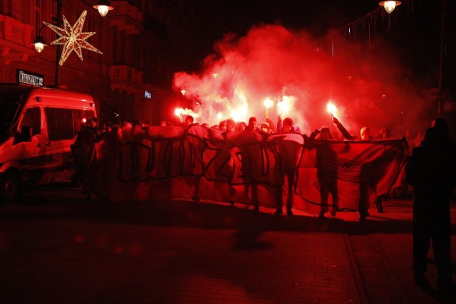 Manifestacja odbyła się w Łodzi po raz dziewiąty. Uczestnicy przeszli od Pasażu Rubinsteina do Placu Wolności