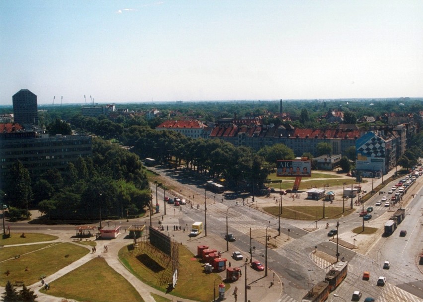 Czerwiec 2000, plac Grunwaldzki