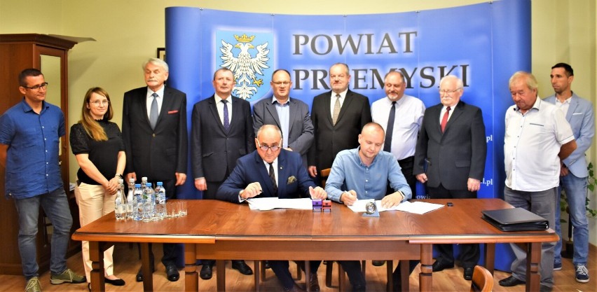Podpisano umowę na budowę mostu na Sanie w Chałupkach Dusowskich w gminie Stubno koło Przemyśla [ZDJĘCIA]