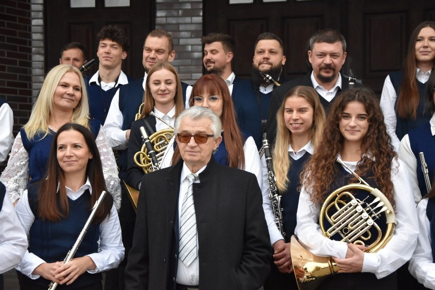 Orkiestra dęta Fermata Band z Nowej Soli ma 20 lat. Zobacz...