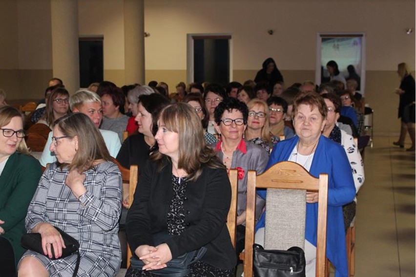 Prawie 200 mieszkanek gminy Wągrowiec świętowało Dzień Kobiet. Zobacz zdjęcia z tego wydarzenia 