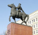 Tajemnica pomnika Piłsudskiego w Katowicach: Co ta Kasztanka ma między... nogami? [ZDJĘCIA]