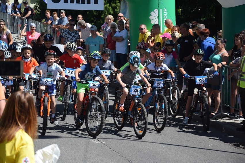 Start dzieci w wyścigu rowerów górskich MTB 2018 w Łagowie