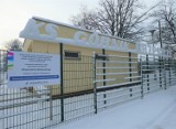 Stadion Górnika Brzeszcze zmienił oblicze. Zakończyła się przebudowa części obiektu. Sportowcy i kibice liczą, że będą dalsze prace. Zdjęcia