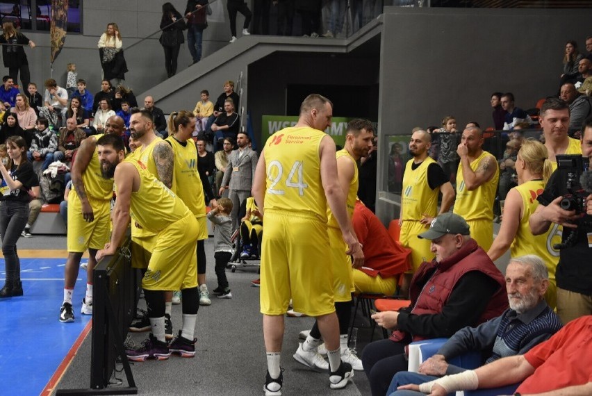 Podczas meczu charytatywnego Górnika z gwiazdami koszykówki zebrano prawie 28 tysięcy złotych!