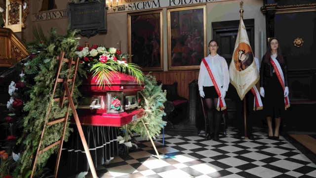 Pogrzeb Jana Michała Małka, wybitnego piotrkowianina mieszkającego w USA, 10.05.2022