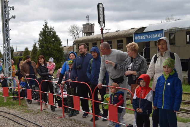 Atrakcji nie brakowało, więc w muzeum pojawiały się całe rodziny. Przy okazji można było za darmo zwiedzić to miejsce