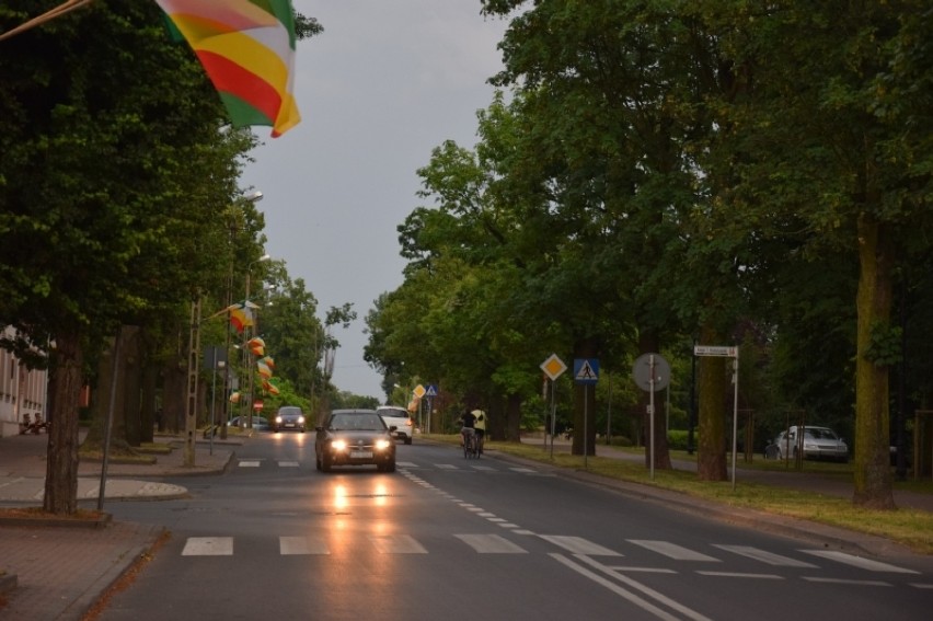 Ostrzeżenie drugiego stopnia przed burzami z gradem. Może być groźnie