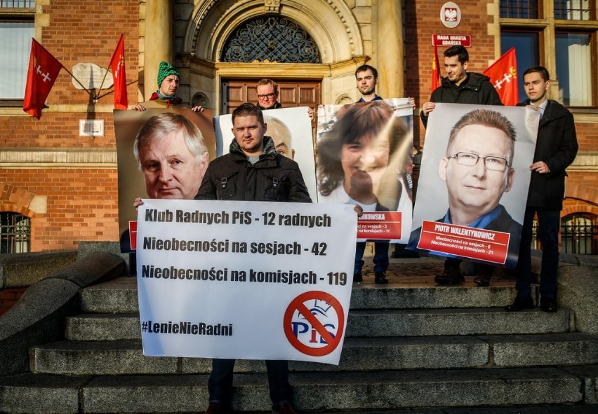 Sesja RM Gdańska. Apel w sprawie budowy S6 przyjęty, ale bez radnych PiS