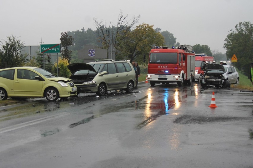 Znamy szczegóły wypadku pod Krotoszynem z udziałem trzech aut [ZDJĘCIA]             