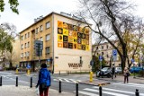 Wallphabet - na Mokotowie powstał wyjątkowy mural. "Będzie hołdem dla typografii, kaligrafii i liternictwa" [ZDJĘCIA]