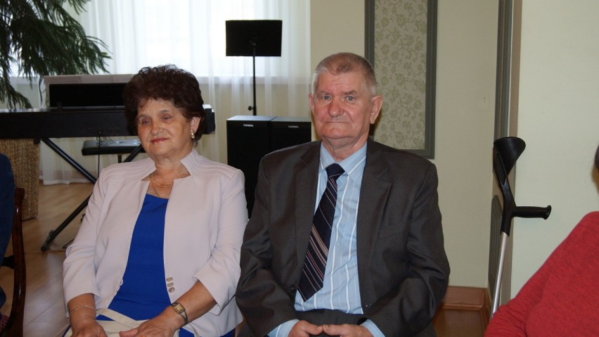 Uroczystość wręczenia Medali Za Długoletnie Pożycie Małżeńskie 5 parom Jubilatów w USC w Skierniewicach [ZDJĘCIA]