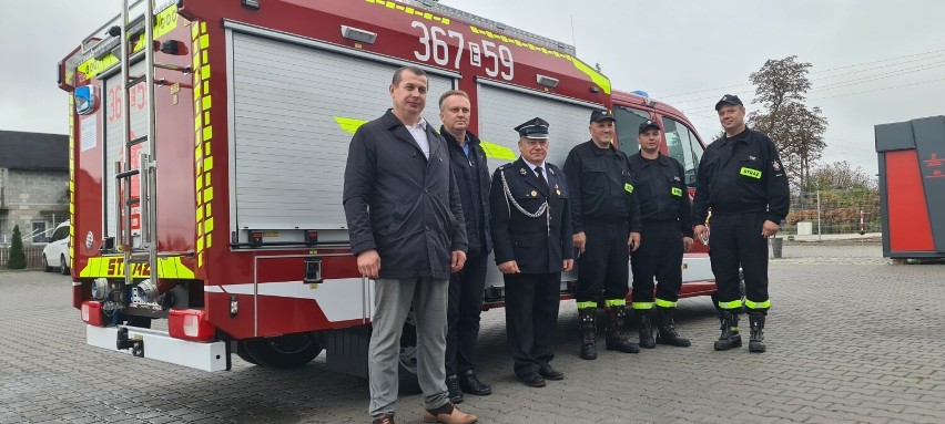 Ochotnicza Straż Pożarna w Bałyninie ma nowy wóz ratowniczo-gaśniczy