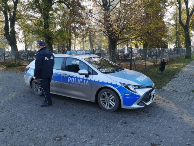 W związku ze zbliżającym się dniem Wszystkich Świętych w Inowrocławiu wprowadzona została czasowa organizacja ruchu, która obowiązuje do 3 listopada do godziny 8 i dotyczy ona następujących ulic