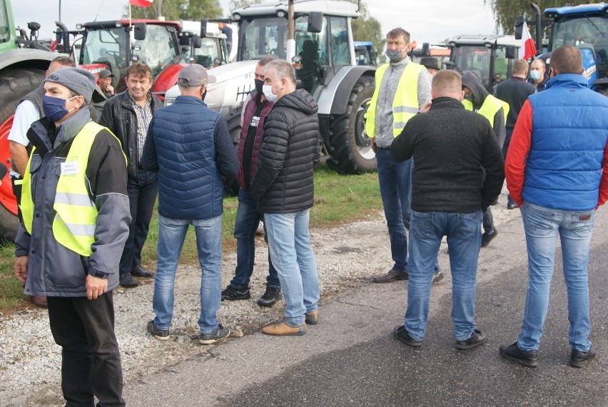 Protest rolników z powiatów kaliskiego i ostrowskiego....