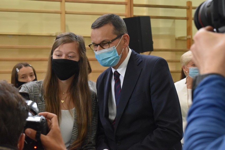 Premier Mateusz Morawiecki na rozpoczęciu roku szkolnego...