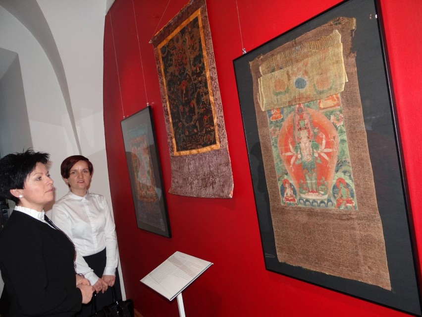 Buddyjskie klimaty w wieluńskim muzeum. Wystawa o sztuce Tybetu [FOTO]