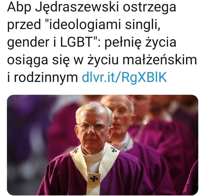 "Ideologia singli". Arcybiskup Jędraszewski pod ostrzałem internautów! [NAJLEPSZE MEMY] 22.09.2020