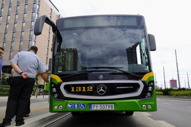 Do pracy poszukiwani są kierowcy i motorniczy