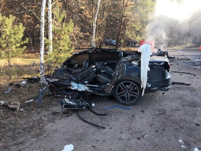 Minusowe temperatury sprawiły, że na drogach naszego regionu jest ślisko. Wystarczy trochę nieuwagi, aby doszło do tragedii. Tylko w ostatnich dniach w Kujawsko-Pomorskiem zginęło dziewięć osób.  

>>>>>>>>


Piraci drogowi w regionie. Niemal doprowadzili do tragedii!  [wideo - program Stop Agresji Drogowej 4]

