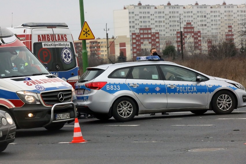 Wypadek na ulicy Piłsudskiego w Legnicy [ZDJĘCIA]