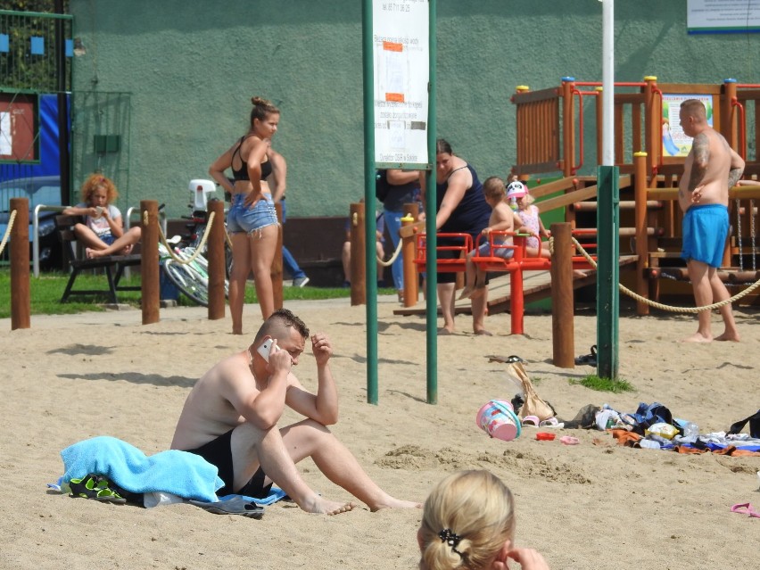 Na plażach w Sokółce i Kundzinie. Tak spędzamy upalną niedzielę (zdjęcia)  