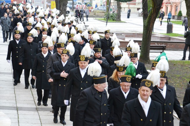 Przed rokiem, górnicy przeszli przez zielonogórski deptak