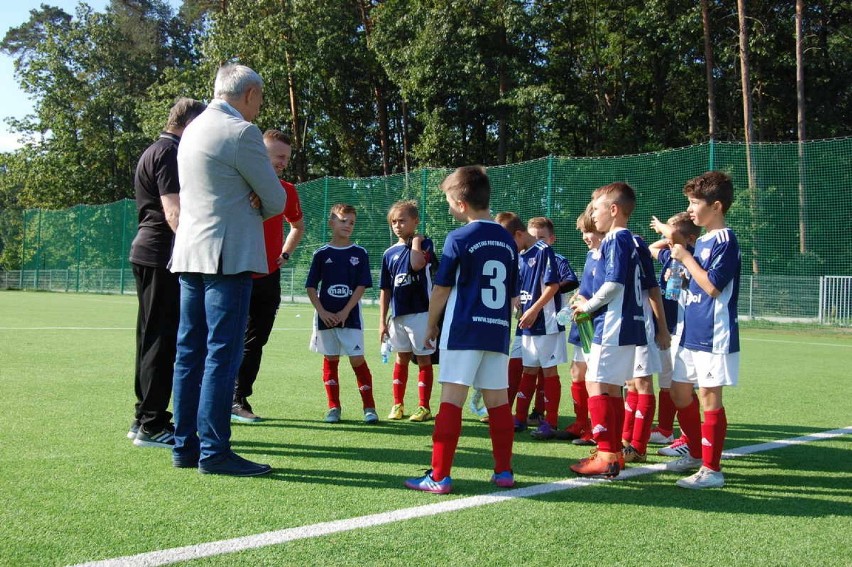 Sporting Cup 2018. Na stadionie miejskim w Lublińcu zagrali najlepsi w województwie śląskim piłkarze w kategorii Orlik [ZDJĘCIA]