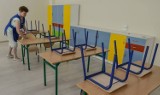 Związek Nauczycielstwa Polskiego apeluje o konkretne decyzje w sprawie powrotu uczniów do szkół. Dyrektorzy nie wiedzą, jak zaplanować naukę