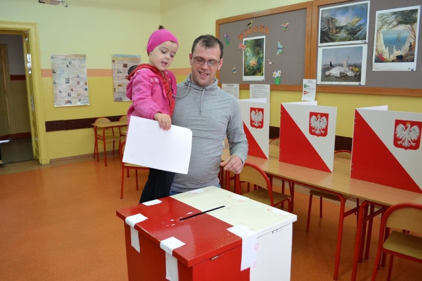 Starogard wybory 2015: Koniec głosowania. Pierwsze wyniki FOTO