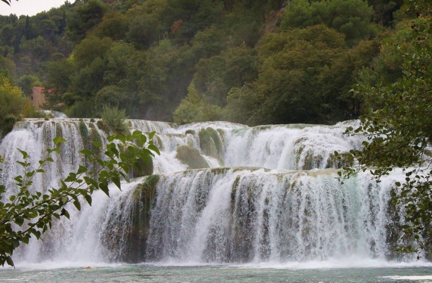 Skradinski buk - najczęściej odwiedzany wodospad rzeki Krka....