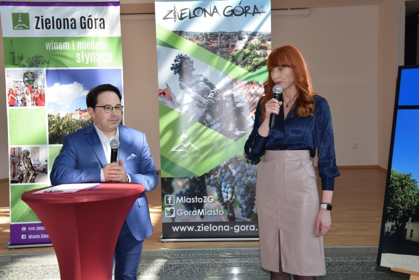 Konferencja prasowa w Palmiarni w sprawie zielonogórskiej...
