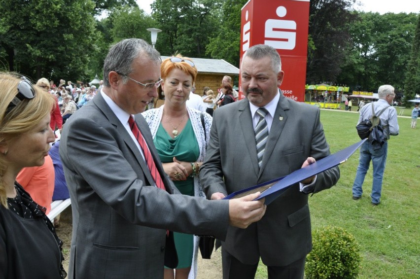 Kutnianie w Ogrodzie Różanym w Forst w Niemczech