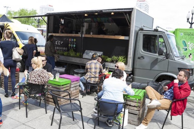 Zjazd foodtrucków na Targówku. Osiedle Wilno zapełni się kuchniami całego świata