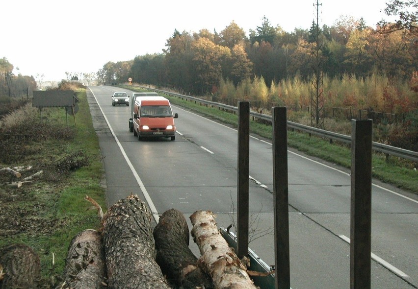 Autostrada A4 do Wrocławia 18 lat temu. Tak wyglądała trasa. Budowa autostrady A4 to było drogowe wydarzenie dekady