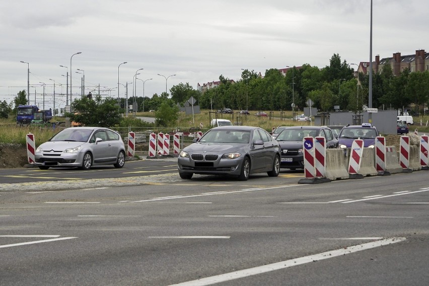 Budowa linii tramwajowej w Nowej Warszawskiej. Od czwartku 8.07.2021 r. duże zmiany w organizacji ruchu