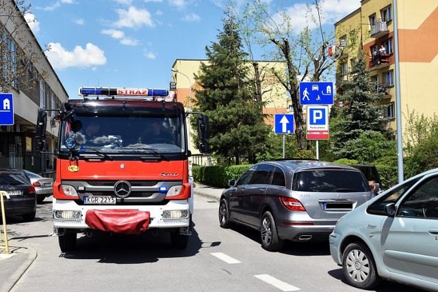 Tym razem skończyło się tylko na strachu i wybitej szybie w samochodzie