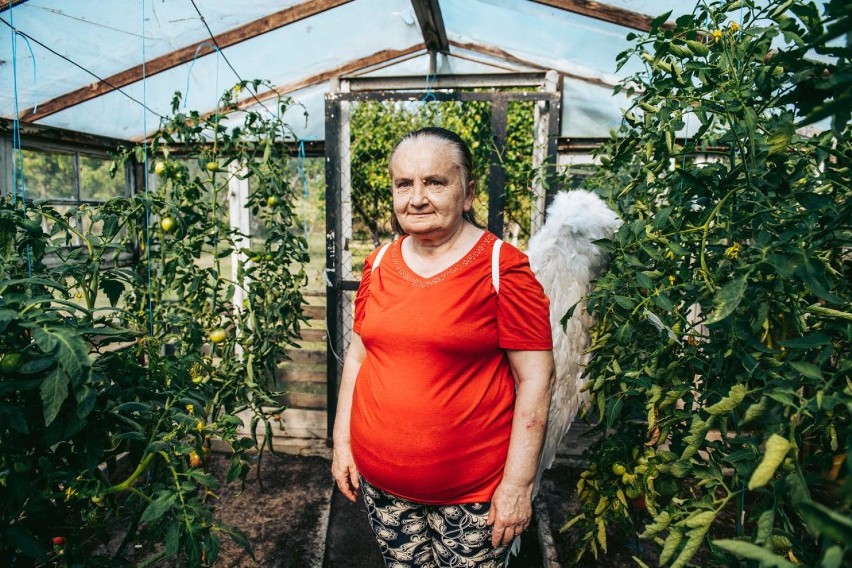 Anioły bez jednego skrzydła. Wyjątkowa akcja charytatywna dla podopiecznych DPS w Łopiennie  