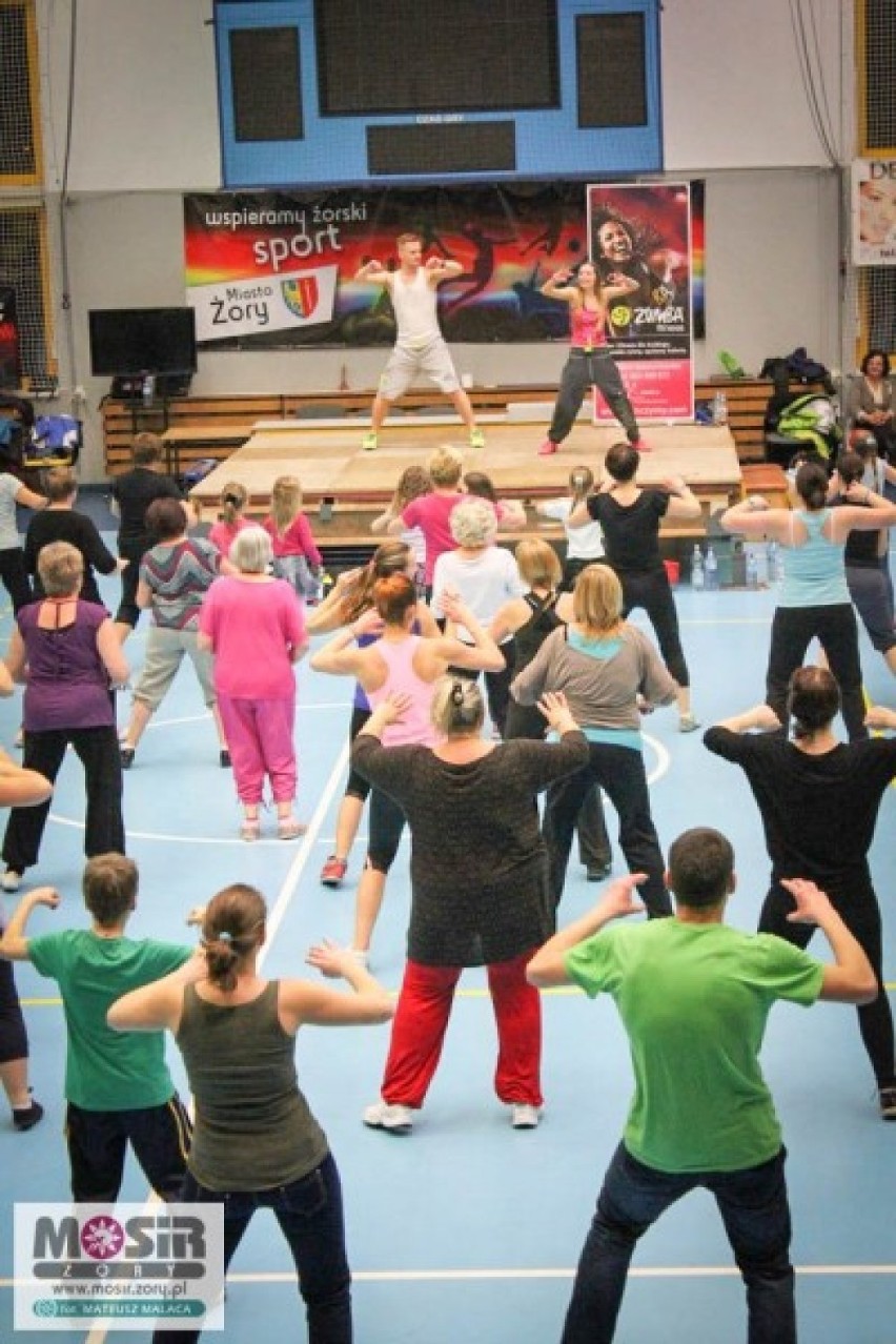 Zimowa zumba w Żorach ZDJĘCIA