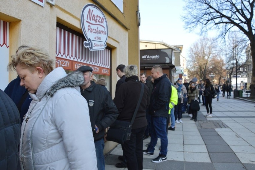 Nie zjeść pączka w tłusty czwartek to grzech! W czwartek, 28...