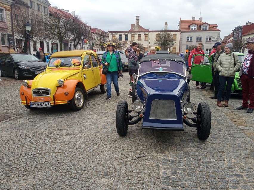 Zabytkowe Citroeny przyjechały do Konina. Rajd Wiosenny za nami 