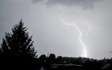 Ostrzeżenie meteorologiczne - nad Wielkopolskę nadciągają burze!