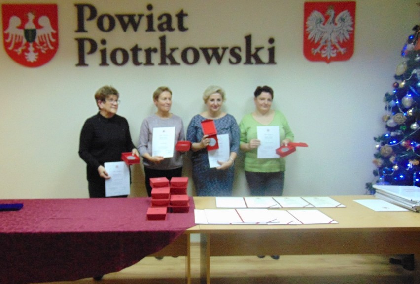 Spotkanie honorowych dawców krwi PCK w Piotrkowie z okazji 60-lecia honorowego krwiodawstwa