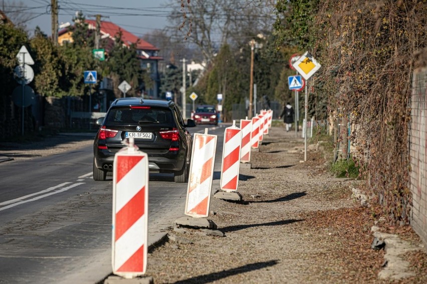 Kraków. 10-miesięczne opóźnienie przebudowy ulicy Łokietka. Wreszcie wznowią tam prace. Mieszkańców czekają duże utrudnienia 